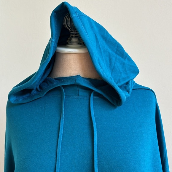 Athletic Works Women’s Mock Neck Hoodie - New with Tags - Picture 2 of 3